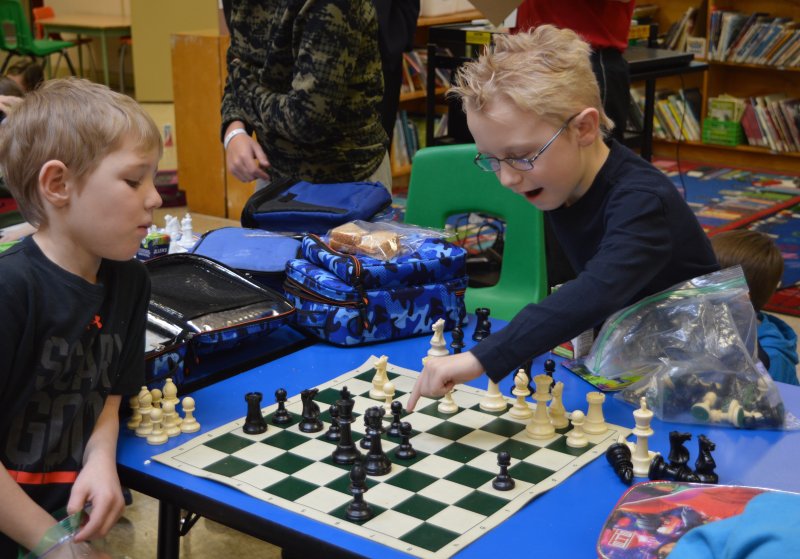 Chess at Aberfoyle Public School in Puslinch