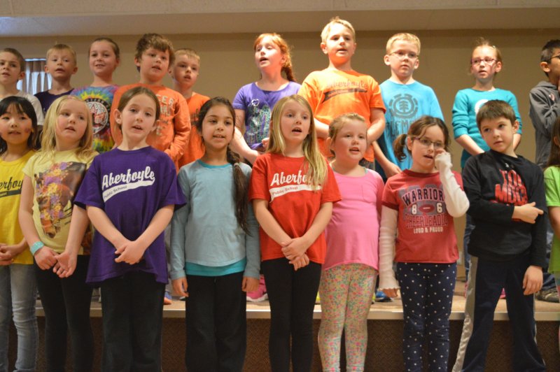 Puslinch children entertain at senior's luncheon